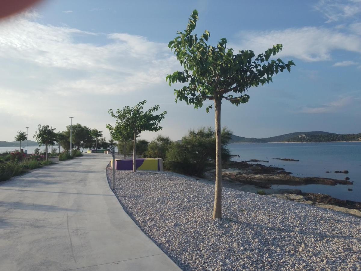 Apartmani Gracela Vodice Zewnętrze zdjęcie
